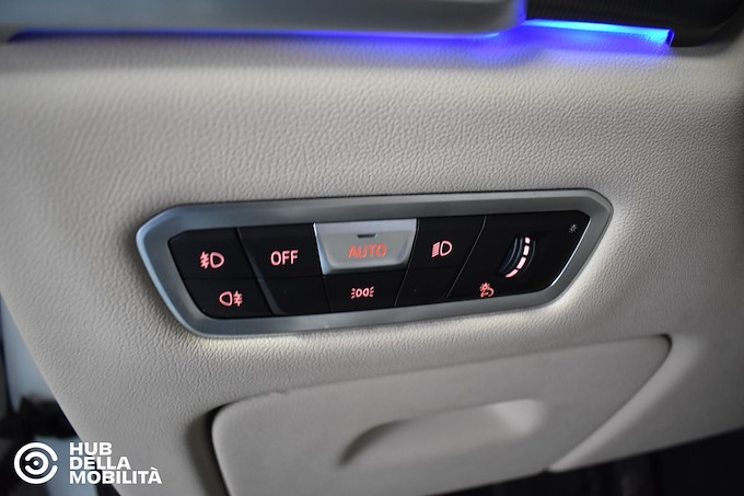 BMW X5 xDrive30d 48V Business